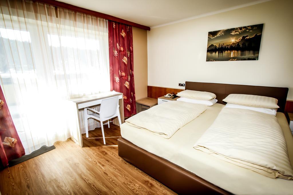Hotel Cristallago Seefeld in Tirol Ruang foto