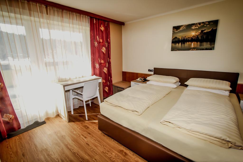 Hotel Cristallago Seefeld in Tirol Bagian luar foto