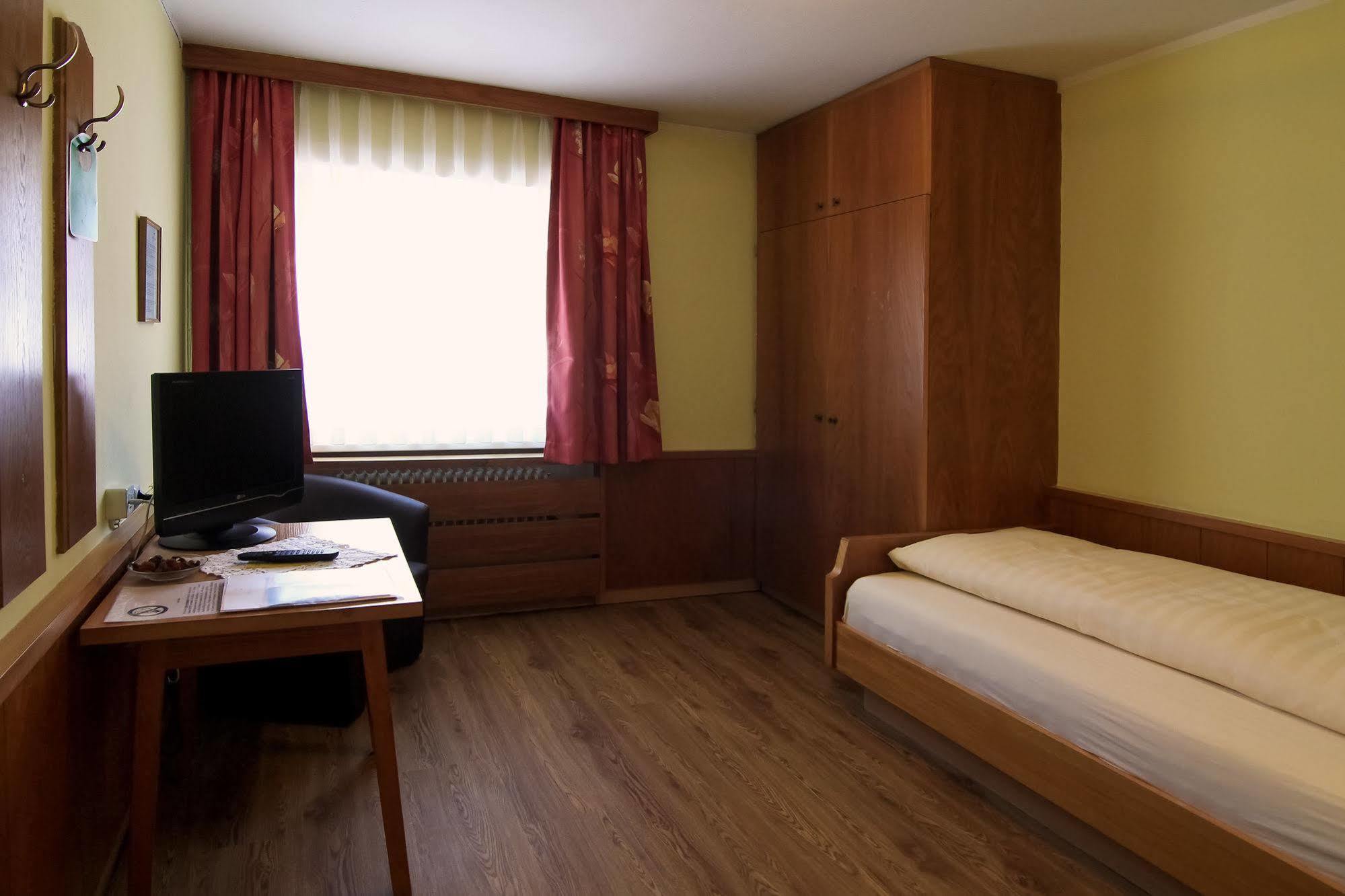 Hotel Cristallago Seefeld in Tirol Bagian luar foto